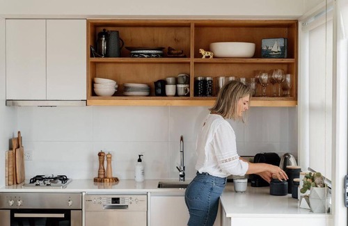 Beaumaris House | Moonbird Beach Shack ~ Ocean Escape