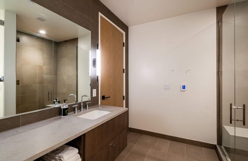 Gallatin Gateway Condo | Moonlight Basin- 221 LakeLodge