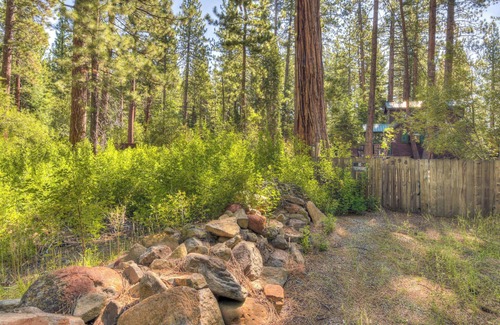 Kings Beach Cabin | Moonlight Cove w/Grill Tahoe Beach Next Door!