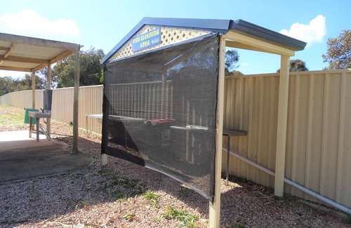 Moonta Bay House | Moonta Bay Cabins - Cabin 3