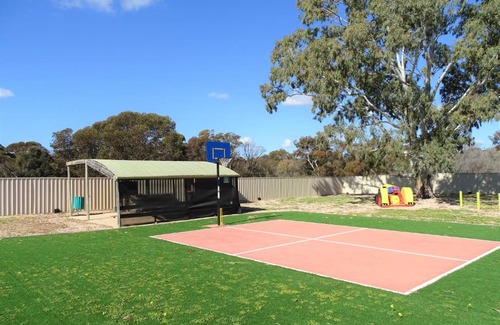 Moonta Bay House | Moonta Bay Cabins - Cabin 3