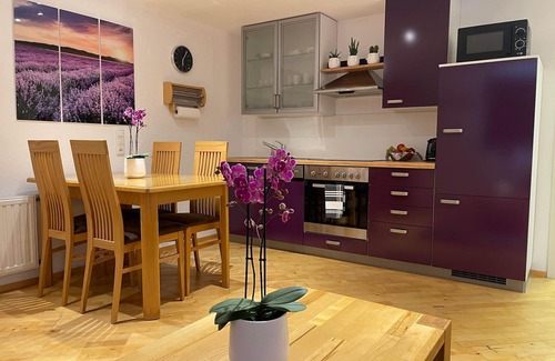 Dalaas Apartment | Mooroom - Appartement/fewo, Dusche, WC, 1 Schlafraum