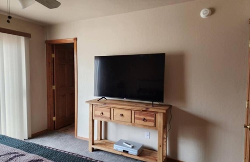 Heber House | Moose Cabin Escape