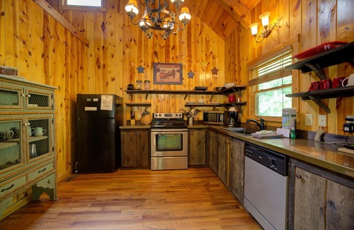 Sautee Nacoochee Cabin | Moose Creek Lodge - 3rd Night Free! See Details Below.