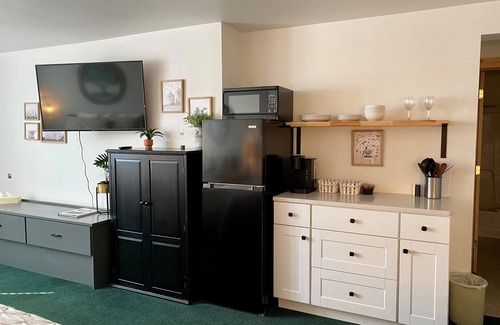 Cody Hotel | Moose Creek Lodge & Suites