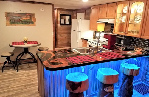 Dade City House | ★Moose Haven Cabin★ Garden & Hiking Trail ★