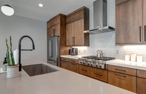 Hideout House | Moose Management's Klaim 807: Luxury & Tranquility in Park City
