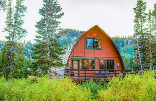 Salt Lake Mountain Resorts House | Moose Manse