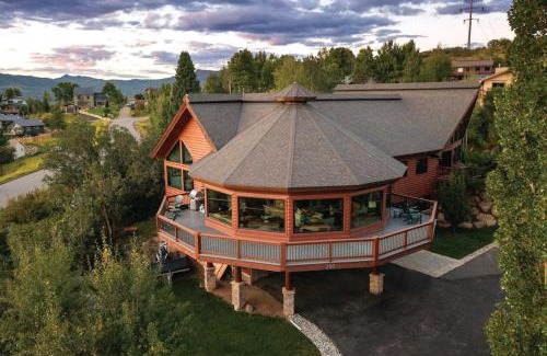 Steamboat Springs House | Moose Meadows Lodge - Huge Views, Great Room, Game Room, Theater