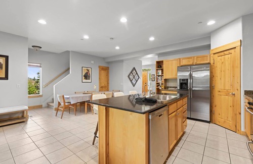 Bear Hollow Village House | Moose Mgmt at Bear Hollow 5545: Pvt Hot Tub, BBQ, Clubhouse, Parking