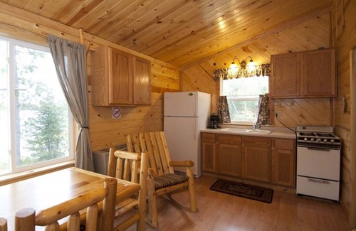 Ely Cabin | Moose Track Adventures Resort