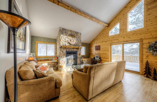 Lead House | Moose Tracks