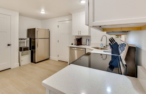 Morgan Apartment | Morgan Retreat: A Modern Family Getaway
