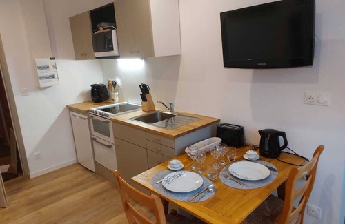 Morgat Apartment | Morgat beach apartment 1st floor 2 persons