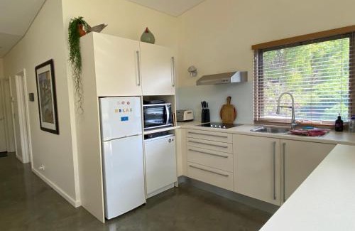 Yallingup House | Moriarty Retreat - couple's luxe getaway