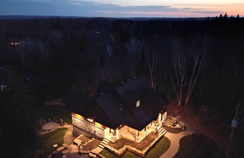 Morin Heights Villa | Morin-Heights - Spa - Monthly - Havre