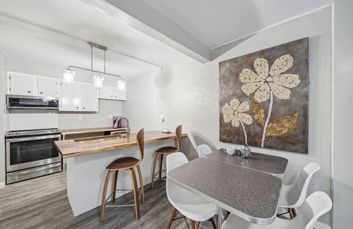 Stillwater Apartment | Morning Glory Apt - Charming Accessible 3 Bedroom