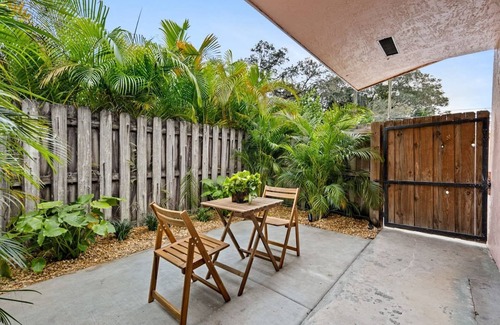 Sailboat Bend Apartment | Morning Sunshine Sailboat Bend