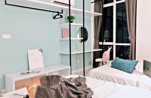 Kampung Sembulan Baru Apartment | Morning Tiffany/Opposite IMAGO/KK City Center