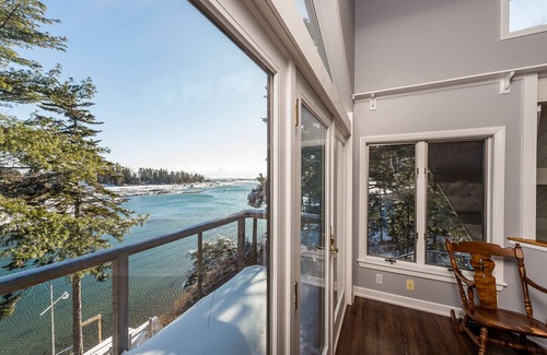 Harpswell House | Morningside. Waterfront home with seasonal dock and float, Pet friendly!