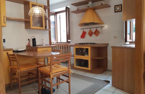 Castelnuovo del Garda Apartment | Moro Dal Castel - Appartamento Al Castel
