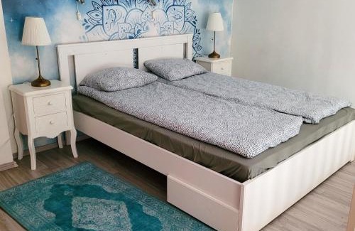 Nepszinhaz negyed Apartment | Morocco Mirage 4ppl