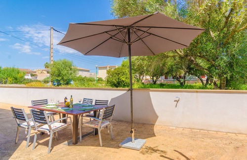 Sa Rapita House | MOSAIC - Cosy chalet with beatiful terraces and porche near the sandy beach. Free WiFi
