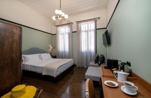 Old Town Hotel | Mosaic Venetian Harbour Suites