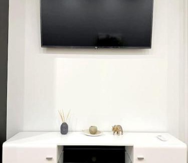 Moschato-Tavros Apartment | Moschato New Home 3 VIPGreece