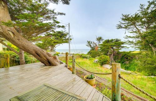 Moss Beach House | Moss Beach Oceanfront Retreat about 20 Mi to San Fran!