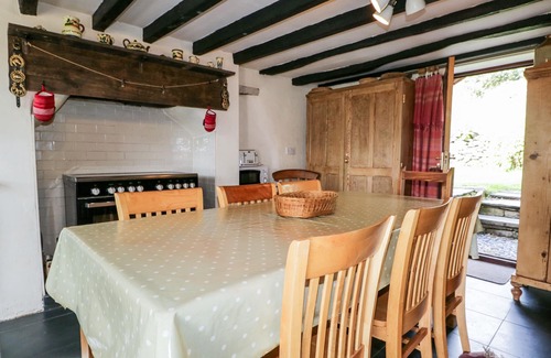 Broughton Mills Cottage | MOSS SIDE FARM COTTAGE, pet friendly in Broughton-In-Furness
