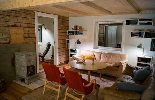 Moskenes House | Most photographed house in Reine