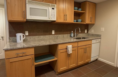 Bethesda House | Most Sought-After Neighbourhood Basement in brilliant Bethesda,MD with AC, WiFi