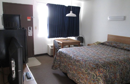 Lordsburg Hotel | Motel 10