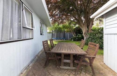 Lower Hutt Hotel | Motel 22