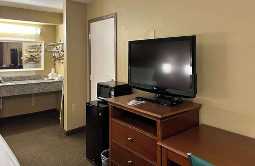 Ada Hotel | Motel 6 Ada, OK