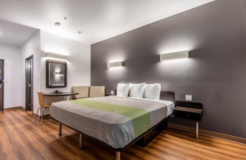 Montopolis Hotel | Motel 6 Austin Airport