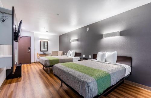 Montopolis Hotel | Motel 6 Austin Airport
