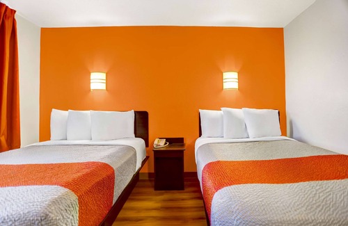 Pomerene Hotel | Motel 6 Benson, AZ