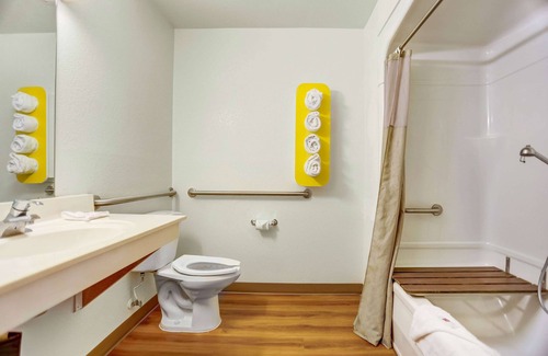 Pomerene Hotel | Motel 6 Benson, AZ