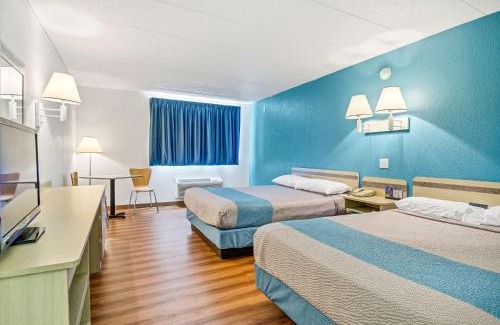 Big Springs Hotel | Motel 6-Big Springs, NE