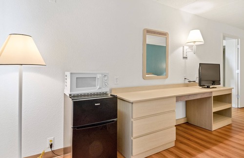 Big Springs Hotel | Motel 6 Big Springs, NE