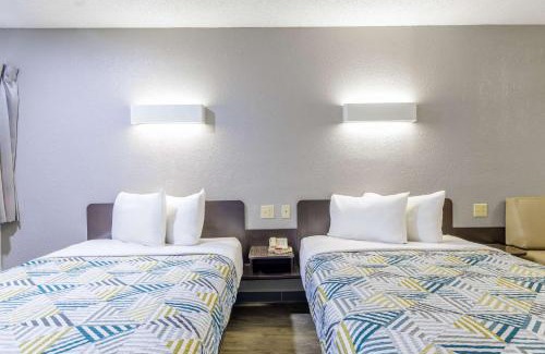 Boerne Hotel | Motel 6-Boerne, TX
