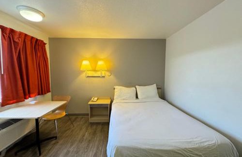 Casper Hotel | Motel 6-Casper, WY