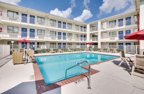 Columbus Hotel | Motel 6-Columbus, OH - West