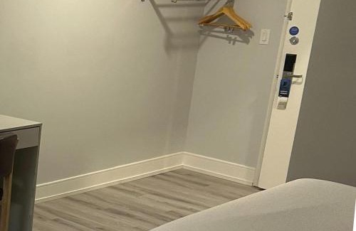 Cornwall Hotel | Motel 6 Cornwall, ON