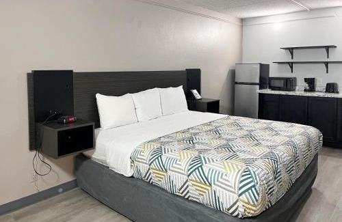 Council Bluffs Hotel | Motel 6-Council Bluffs, IA - Omaha East