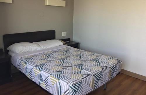 El Paso Hotel | Motel 6-El Paso, TX - West