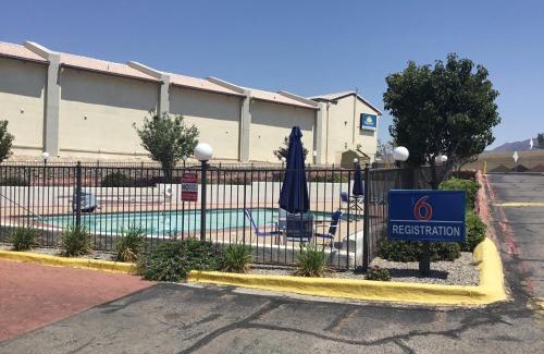 El Paso Hotel | Motel 6-El Paso, TX - West