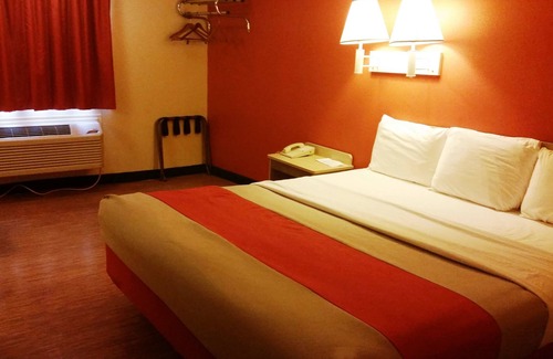 Elk City Hotel | Motel 6 Elk City, OK